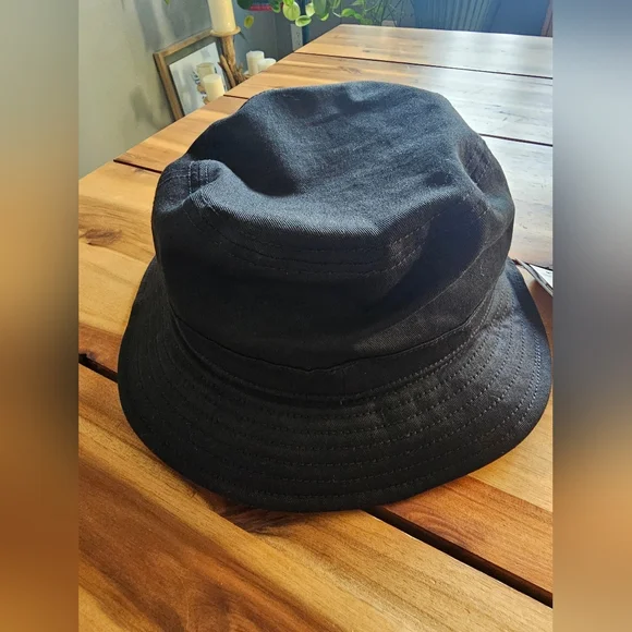 🆕 Adidas Classic Black Bucket Hat - One Size - Picture 3 of 6